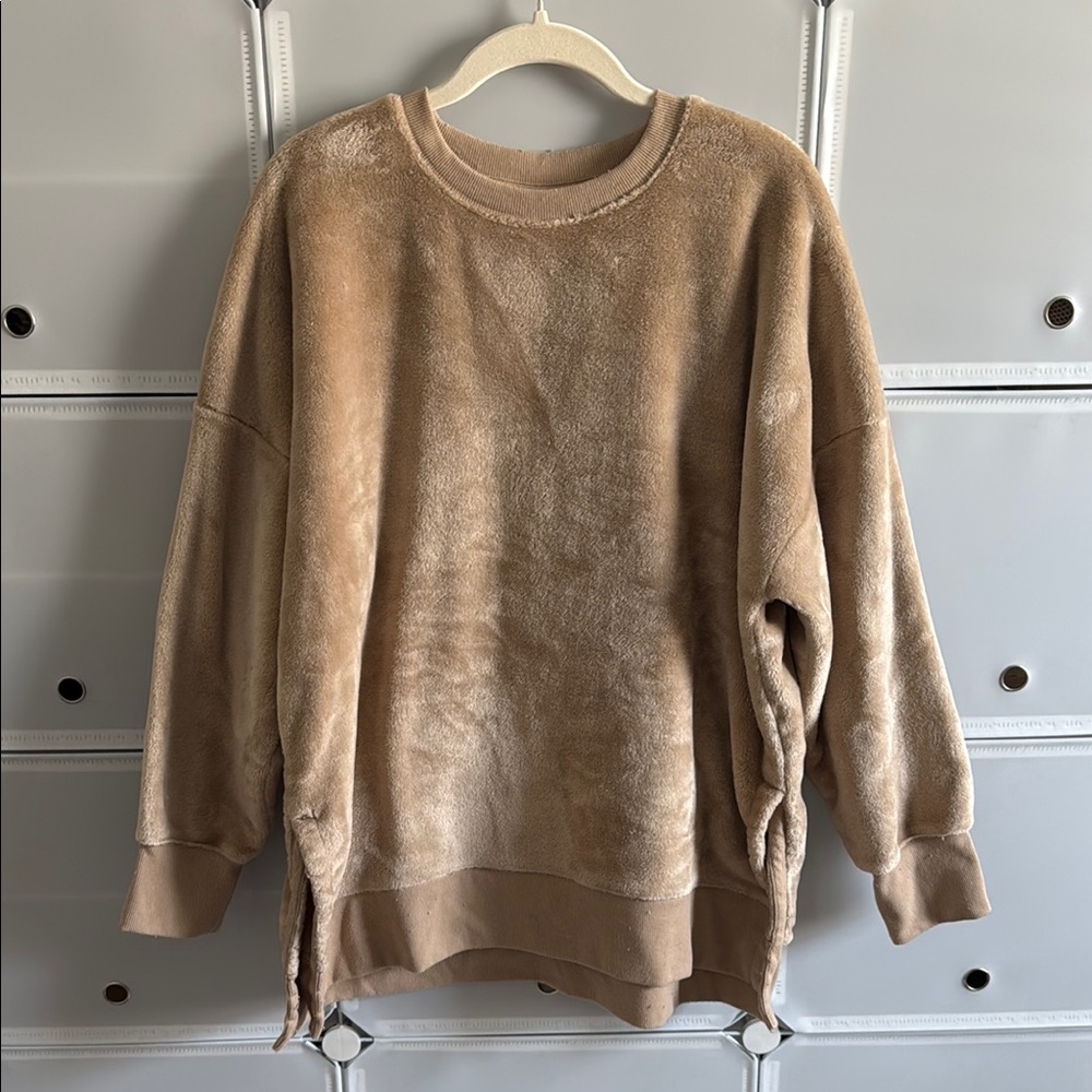 ** LAST CHANCE ** Beige Pullover/Sweater